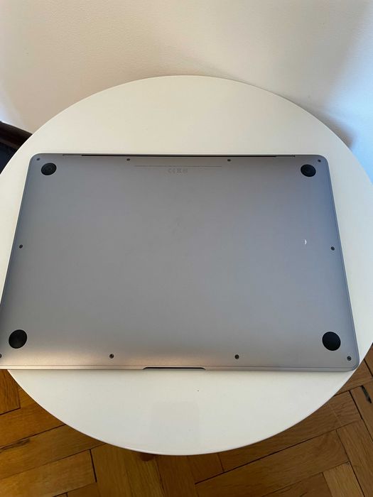 Apple MacBook Air M1 (2020) 13" | 8GB RAM | 256GB SSD | AZERTY клавиатура