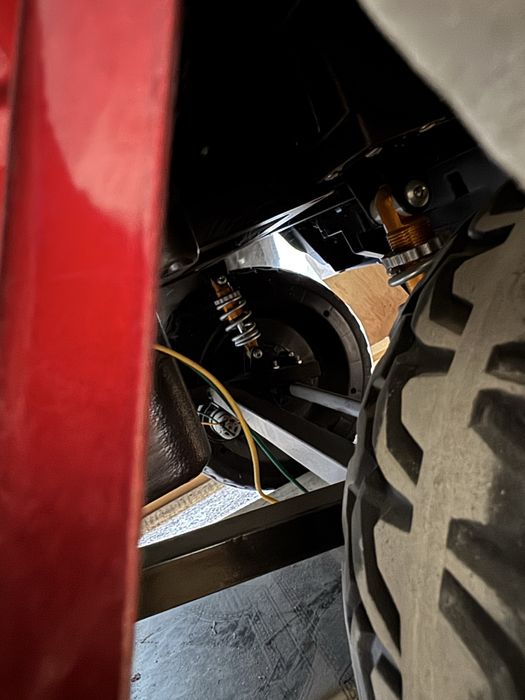 Gelik detskiy avtomobil