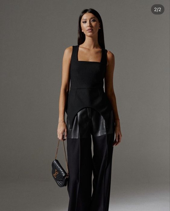 Брюки,кофта с баской