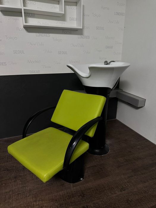 Фризьорски посудия