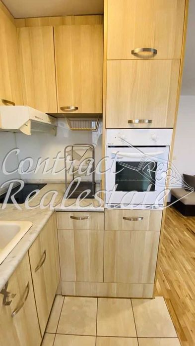 Дава се под наем Тристаен апартамент в Варна, Колхозен пазар - 80 кв.м за 448.8 € - Снимка #2