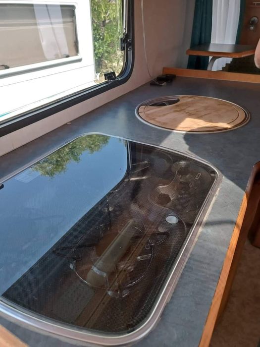 Продавам каравана