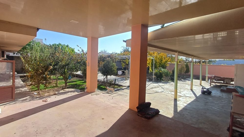 Termiz SENTR tomondagi Hovli Uy Sotiladi SNOSGA qoʻyilmagan