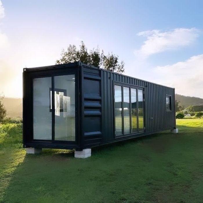 Контейнер домиклар сотилади кравати Билан