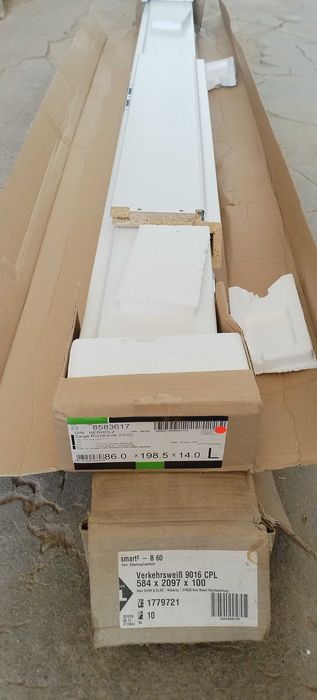 Tocuri de uși interior albe