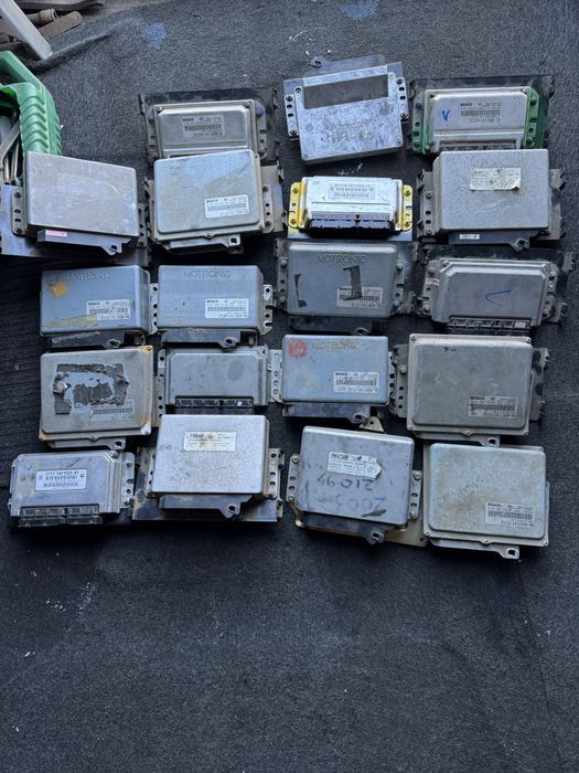 Эбу компьютеры на ваз есть только то что на фото