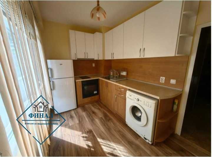 Двустаен Апартамент в района на Болницата