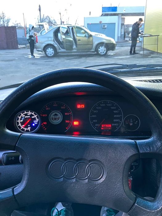 Продам Audi A6 c4