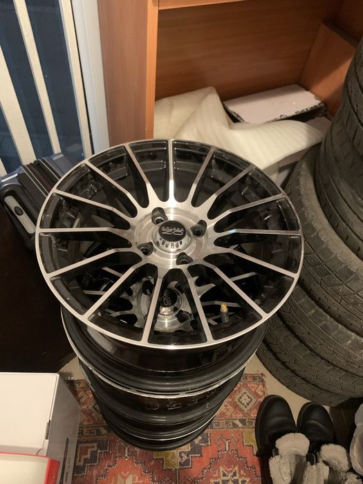 Диск r15 продается