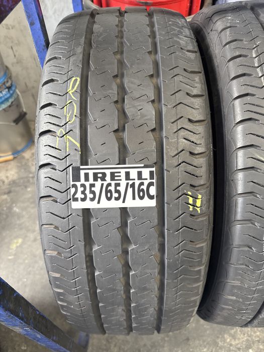 235/65/16C Pirelli