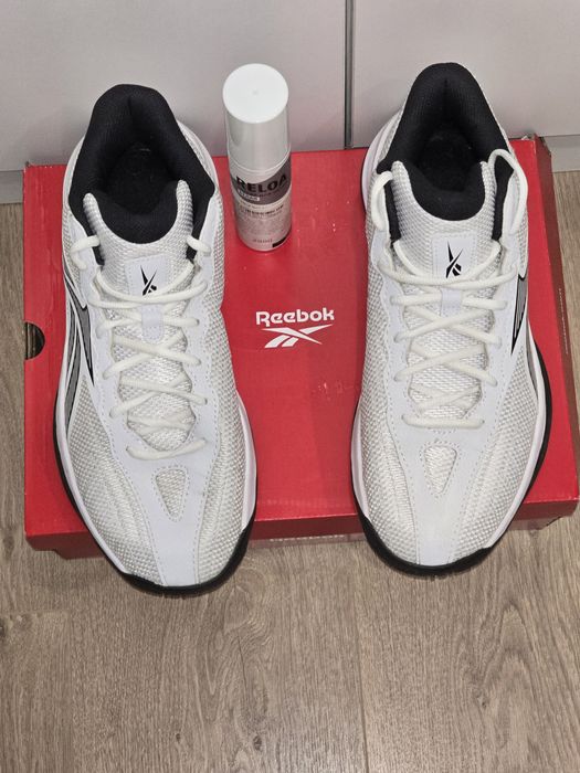 Спортивная обувь Reebok
