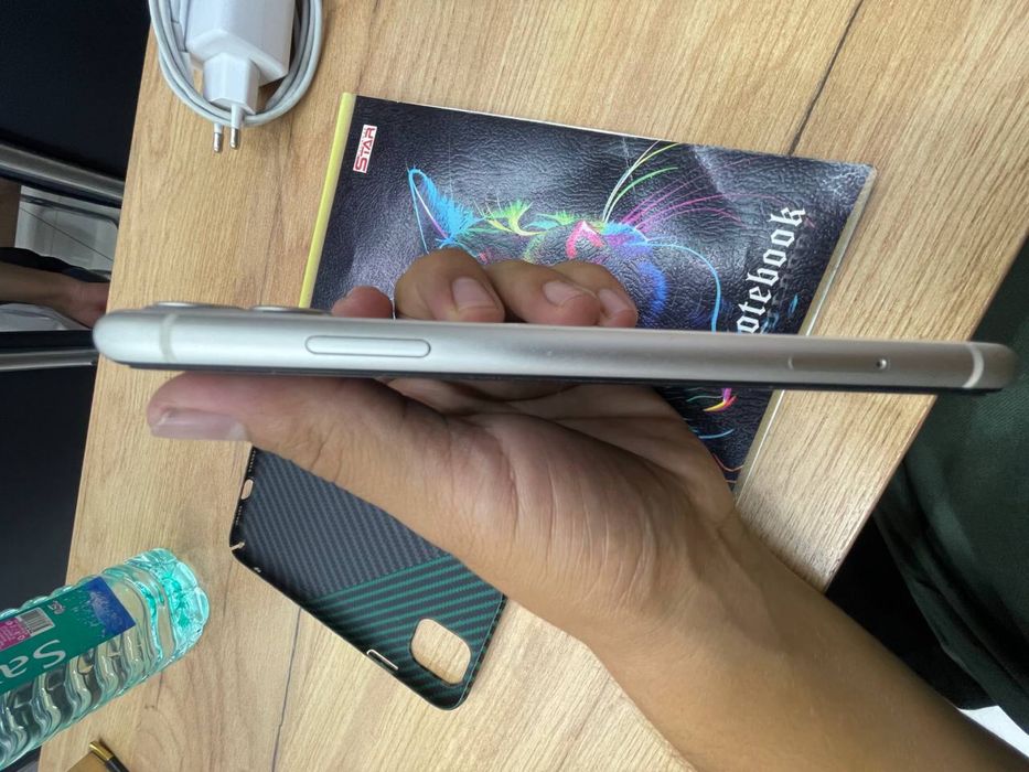 Iphone 11 nsndjjdbdbdjdnd djdidnsiafabdjsisbsjsisjdvsjsj