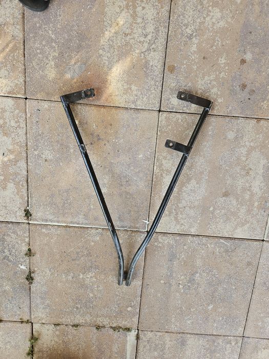 Стойка за куфар мотор