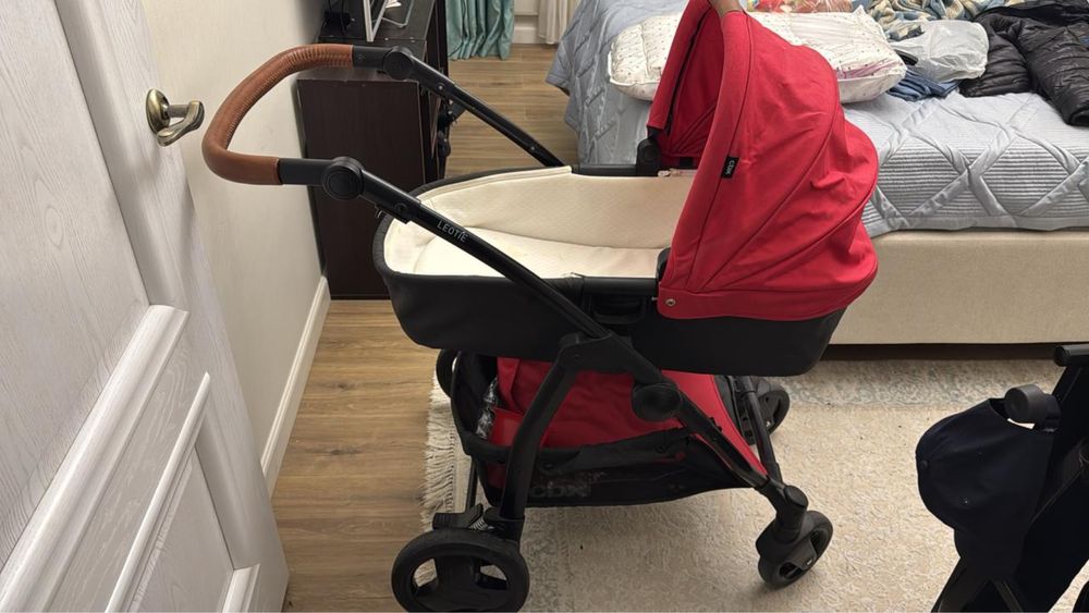 Коляска 2 в 1 люлька + прогулочный блок