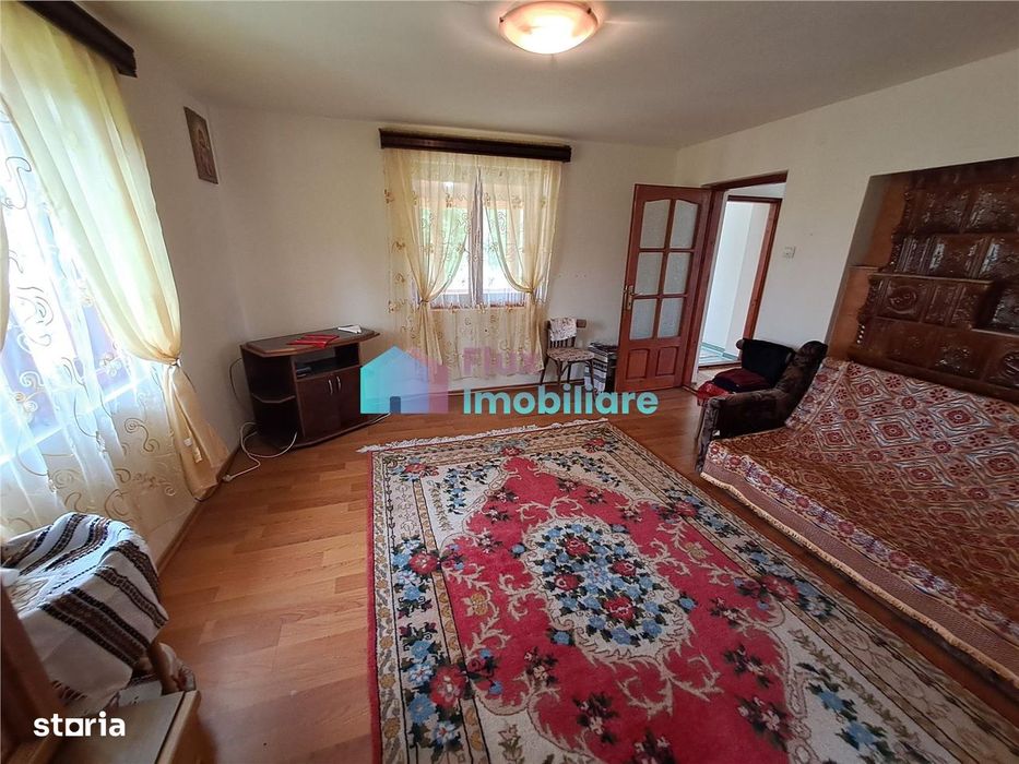 Casa cu teren in Malini