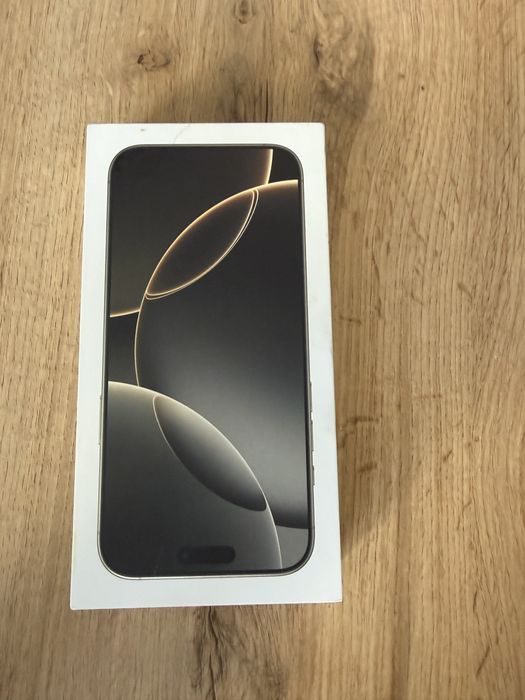 iPhone 16 PRO MAX с гаранция