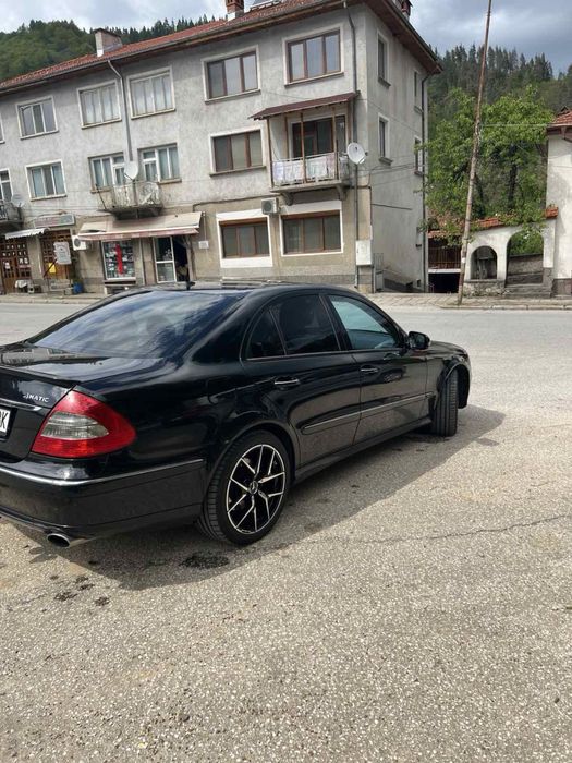 Мерцедес E 320 4 matic