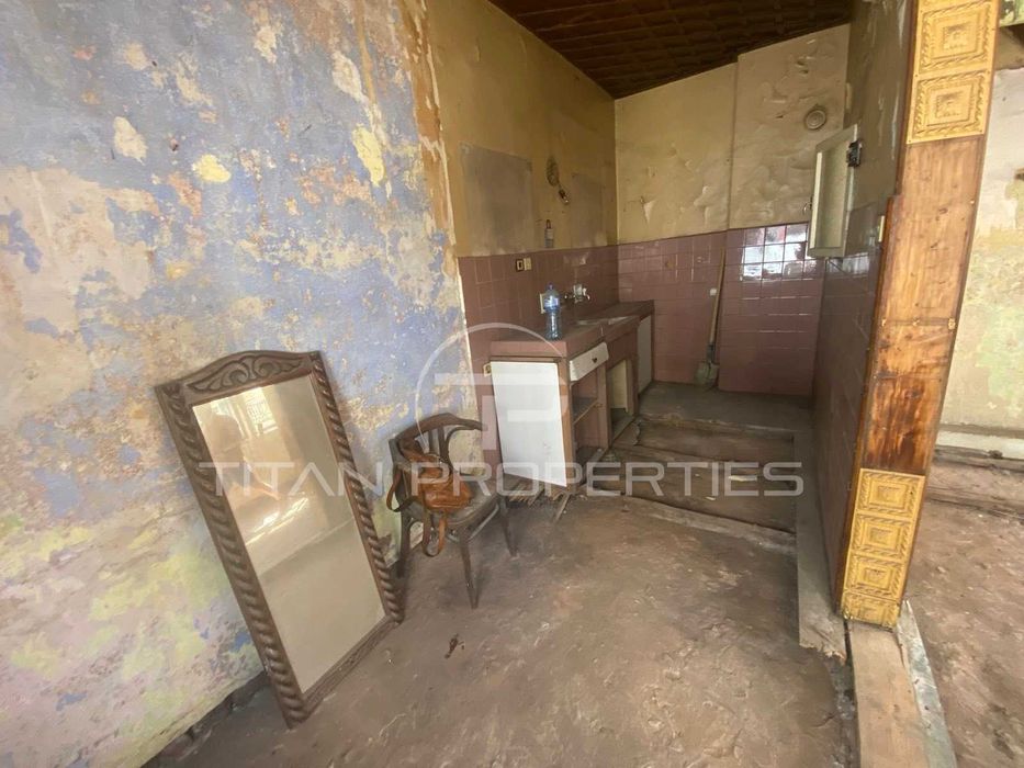 Продава се Къща в Пловдив, Център - 150 кв.м за 2200 €/кв.м - Снимка #6