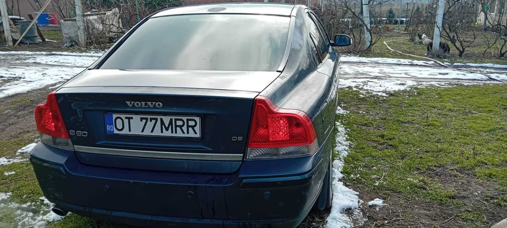 Vand Volvo S60 2008, 237.000 km full piele scaune fata incalzite clima