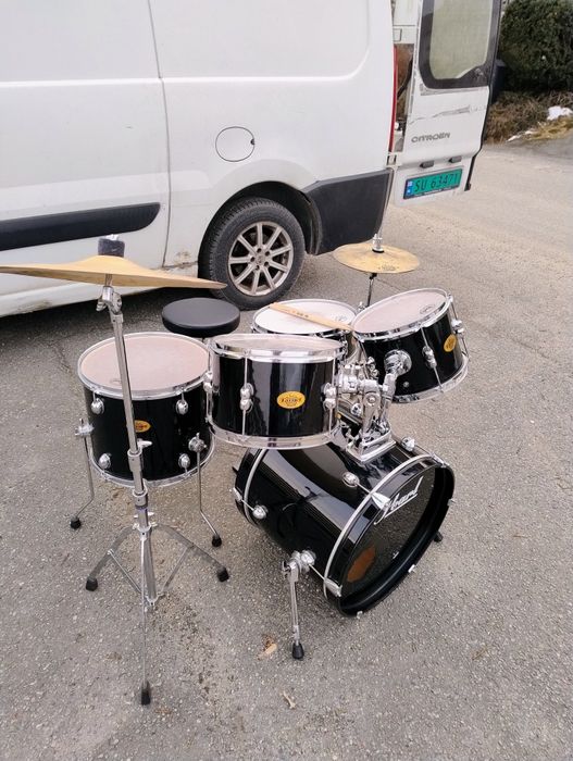 Продавам Pearl drums