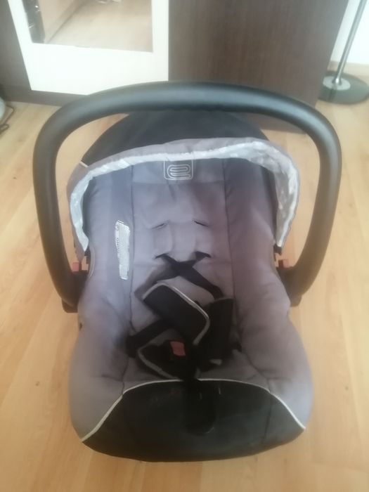 Детско столче, употребявано добре запазено.