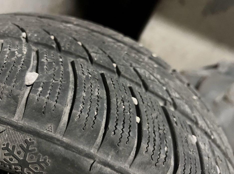 Зимние шины 4 шт