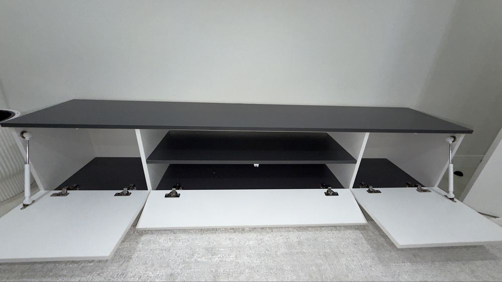 Тумба под телевизор