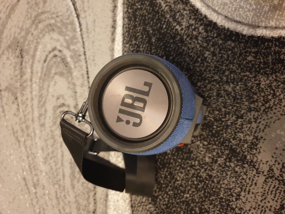 Vand boxă JBL extrem