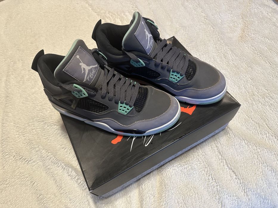 Air Jordan 4 Retro Green Glow