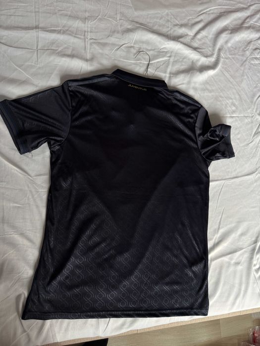 Tricou Juventus away