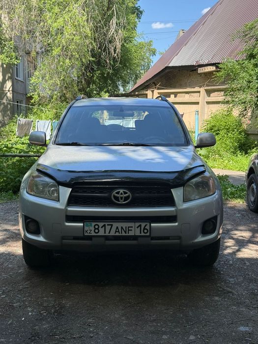 Продам срочно тайота