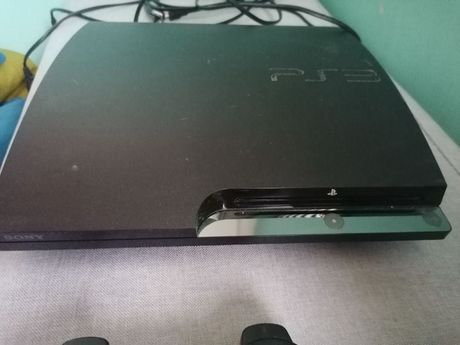 Продавам PlayStation 3