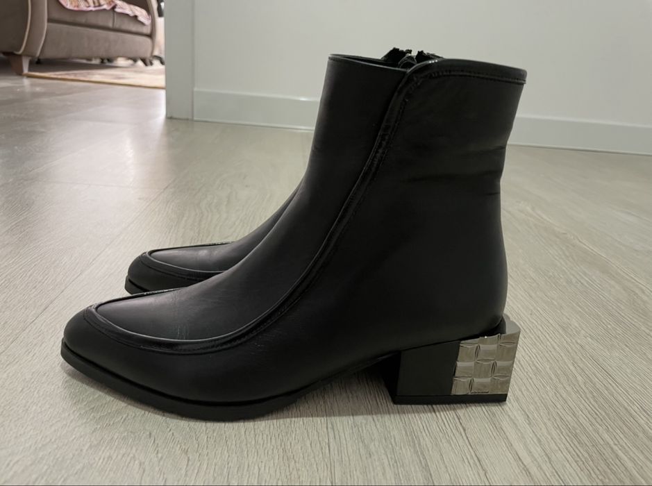 Продам полуботинки