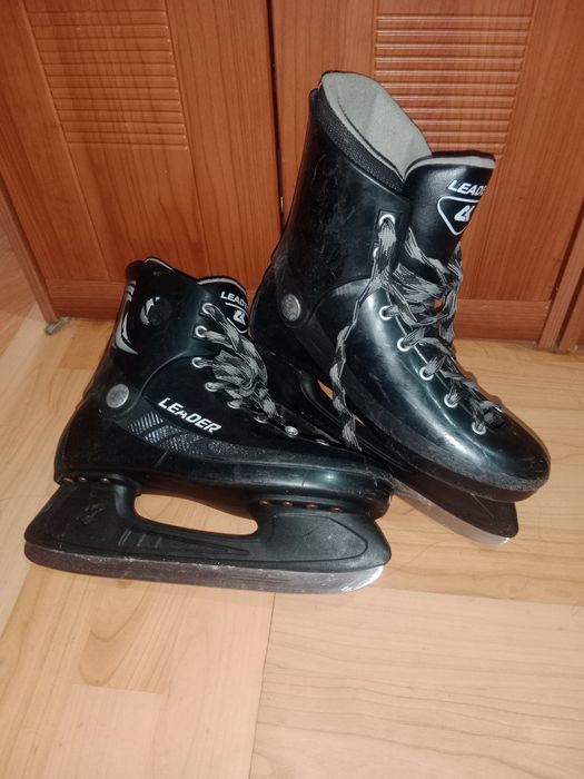 Коньки в хорошем состоянии