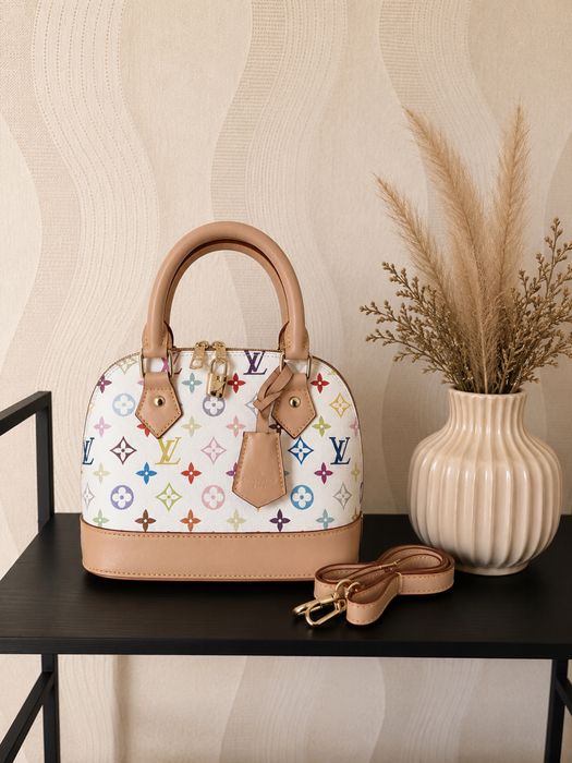 Geanta dama Louis Vuitton