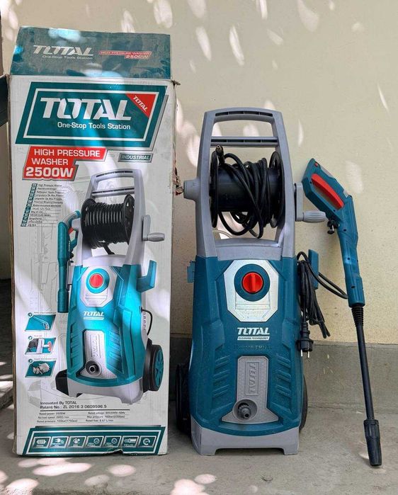 Карчер Мойка высокого давления TOTAL TGT11246