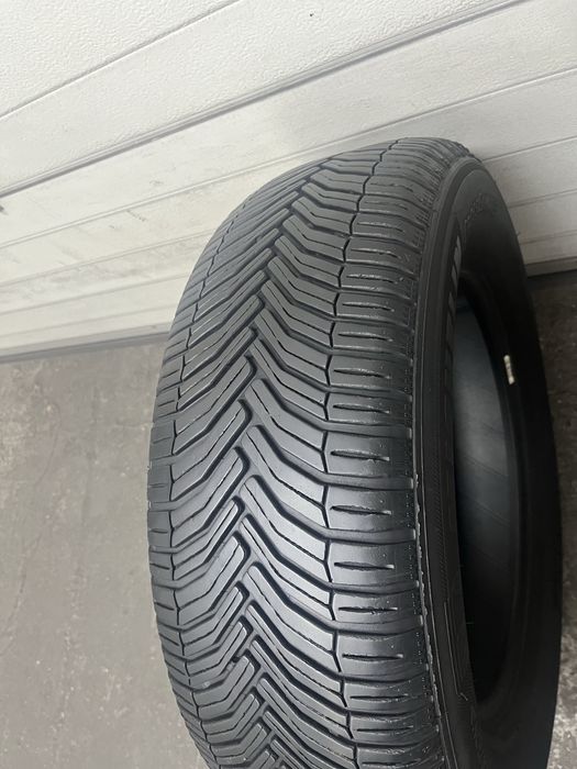 Anvelopa michelin 215 65 16
