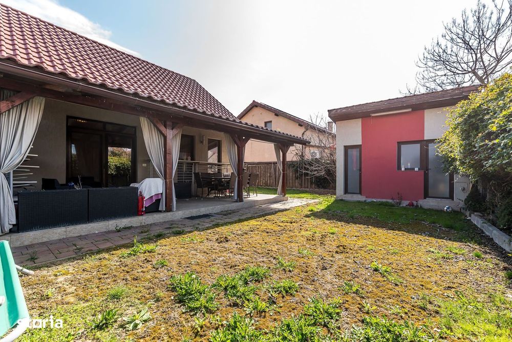 Casa este gata. Curtea este gata. Tu trebuie doar să te muți.