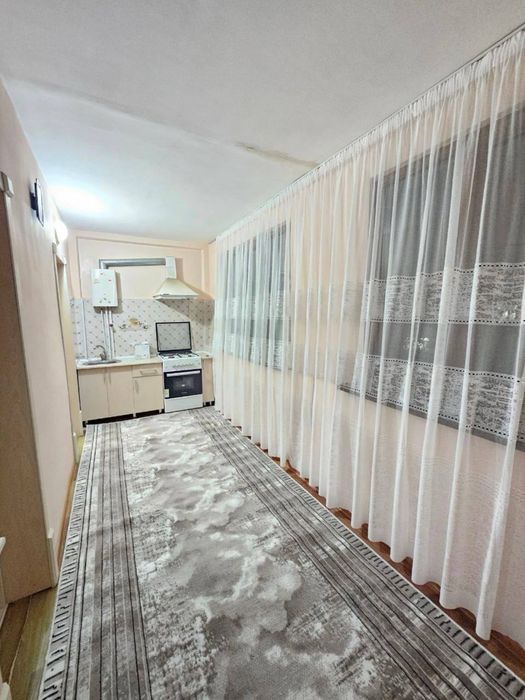 Продам двух комнатную квартиру