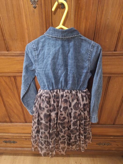 Шик рокличка размер 104/4 години