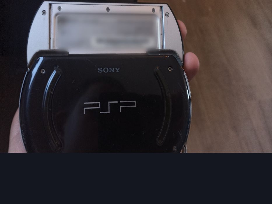 PSP GO. Торг уместен