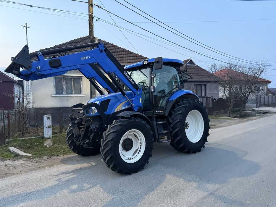 Vând tractor new holland T6040 cu încarcator frontal