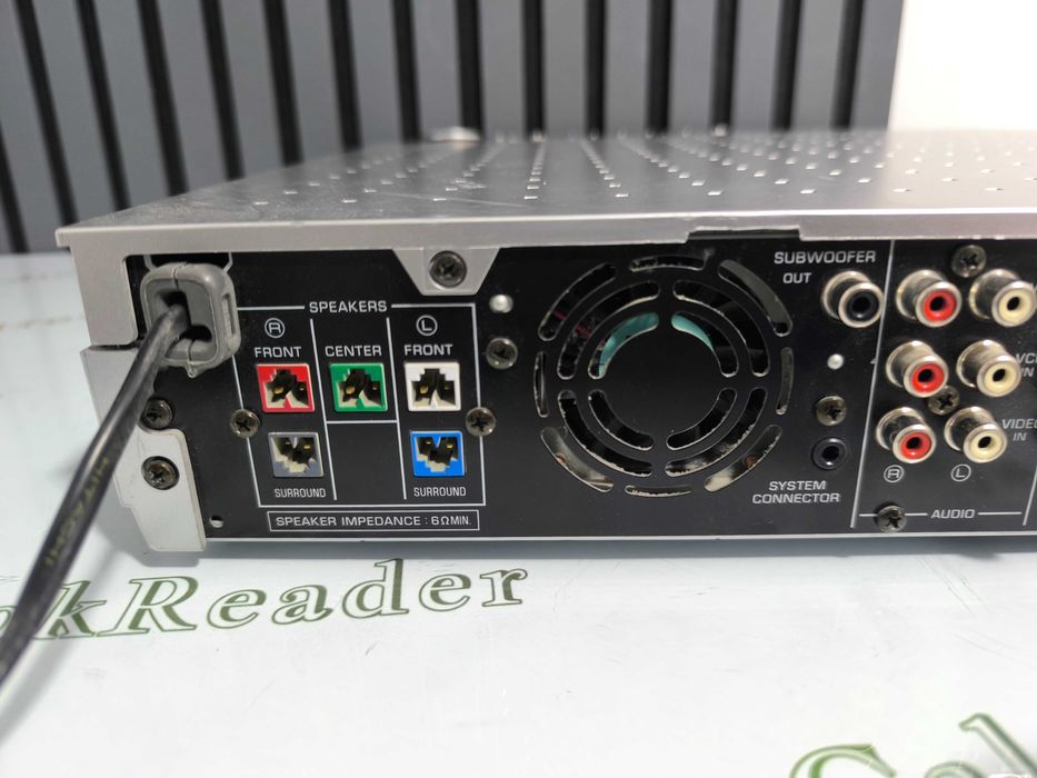 Yamaha DVR-S120 Home Theater DVD Dolby Digital DTS Surround