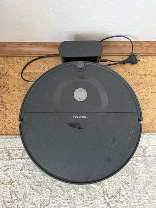 Робот пылесос roborock