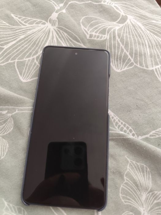 Vând Motorola g 86