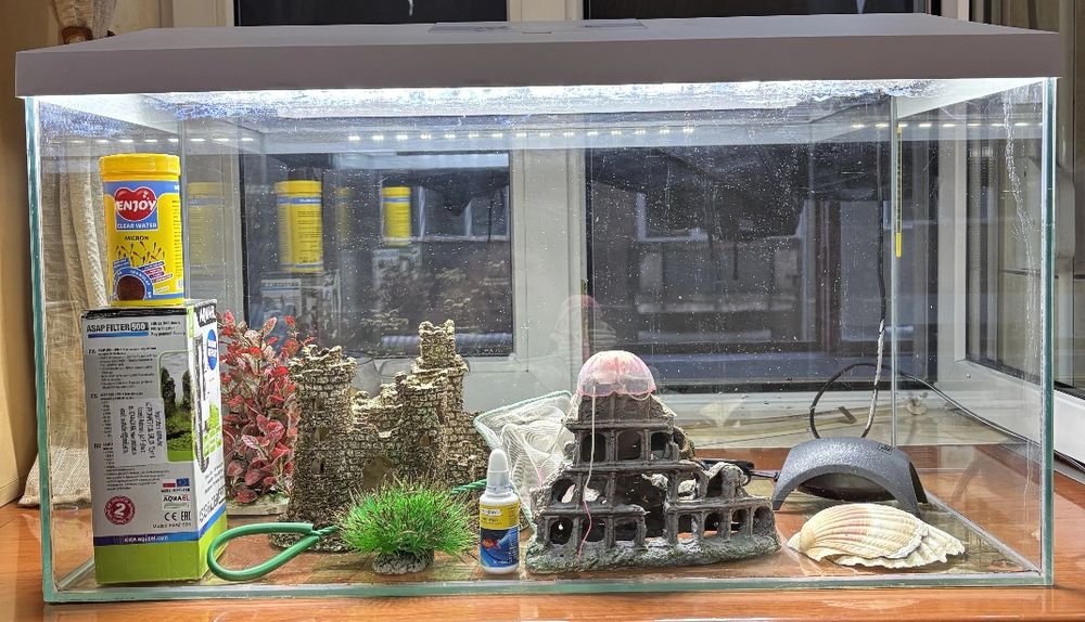 Acvariu 105 l cu filtru, LED si accesorii.