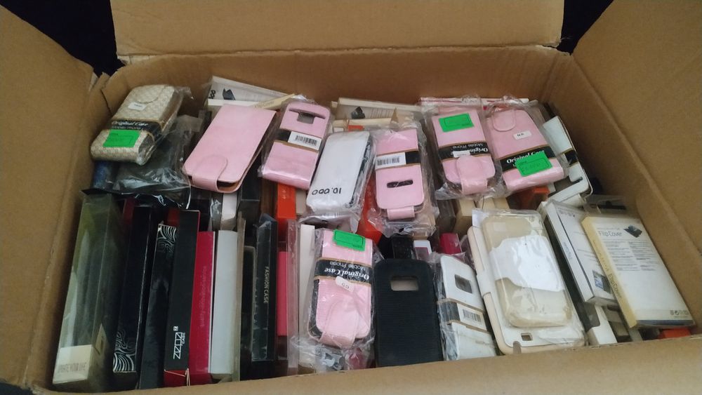 Yengi telefon aksesuarlari hammasi eski model telefonlari uchun