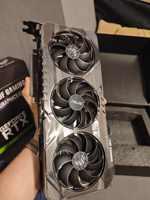 Placă video rtx 3090 24gb ASUS TUF GAMING OC, nefolosită, folii pe ea