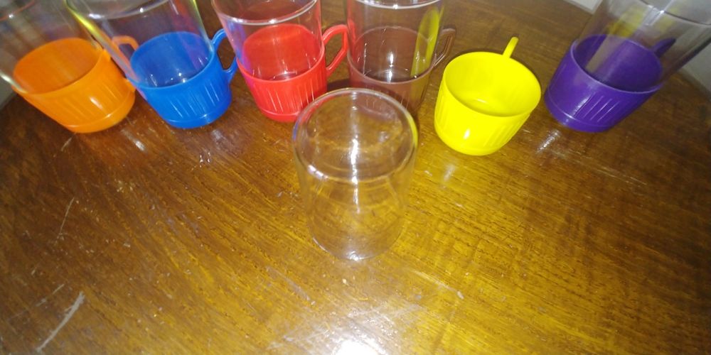 6 бр йенски чаши за чай с цветни поставки