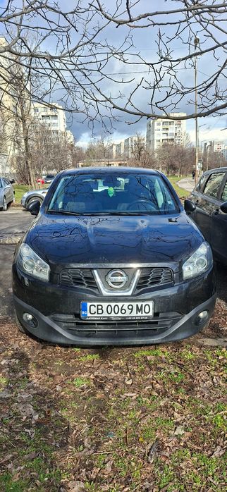 Черен Nissan Qashqai 1.6 Bi-Fuel 2013